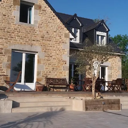 לינה וארוחת בוקר Vaintan Dragey