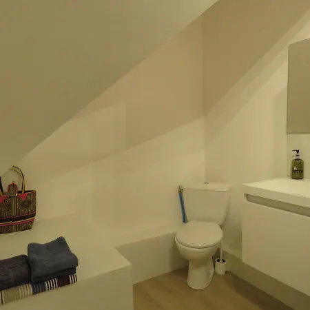 לינה וארוחת בוקר Vaintan